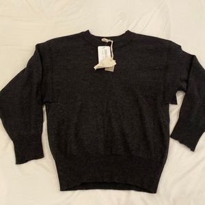 Hem and Thread Knit sweater (new)